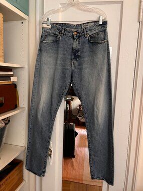 ADNYM AST 181 100% Cotton Straight Leg Jeans | Light Wash Denim | Size 31L